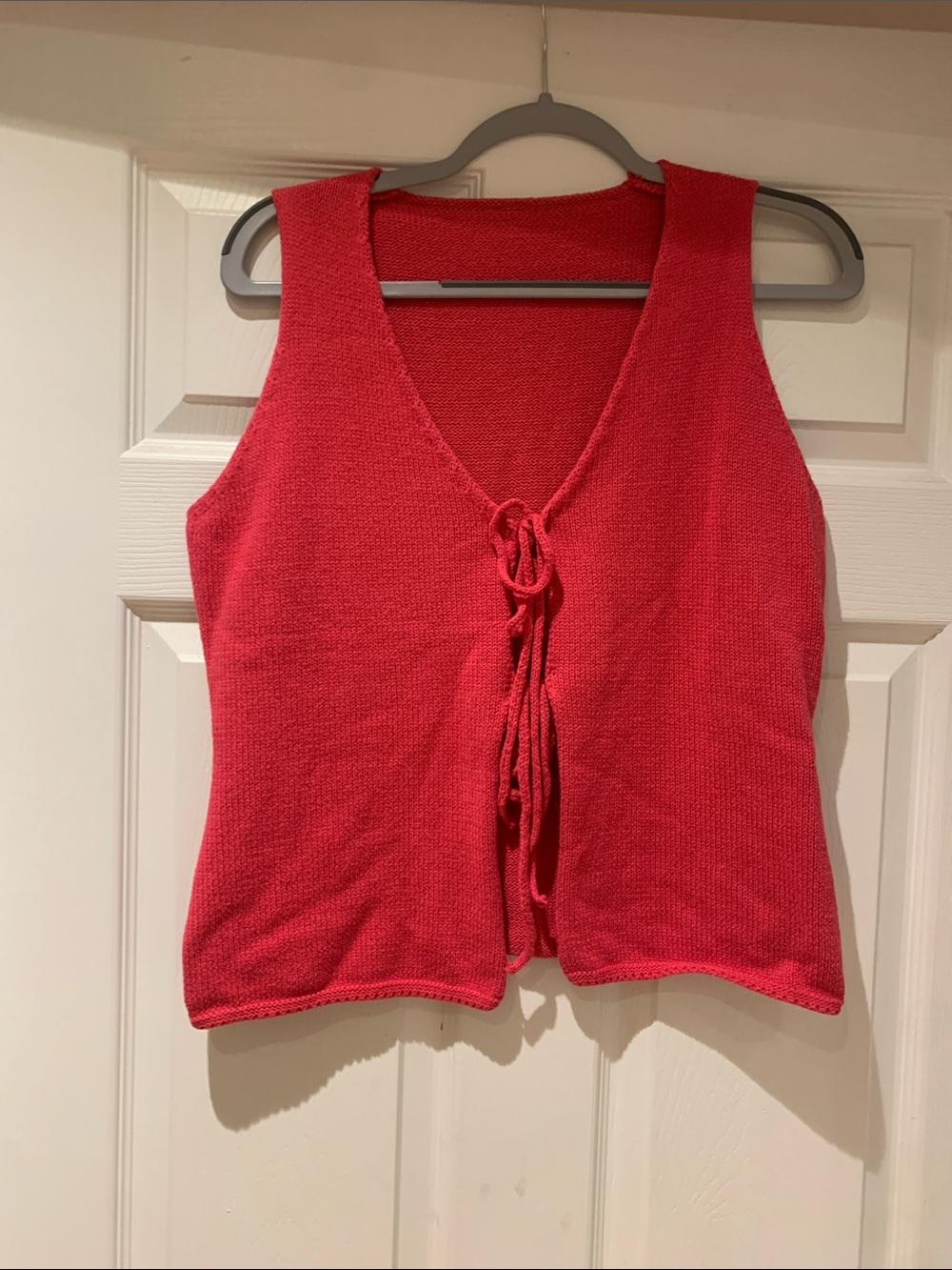 V-Neck Tie-Front Knit Tank Top - pink